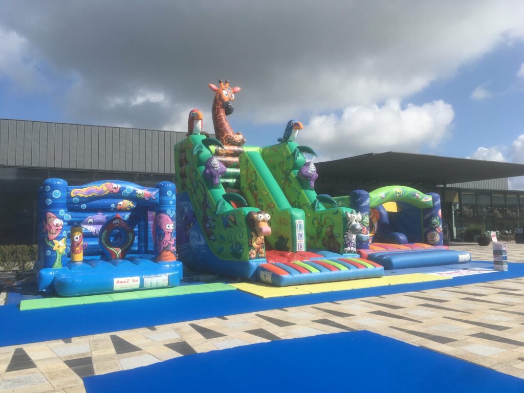 Se lancer dans la location de structures gonflables